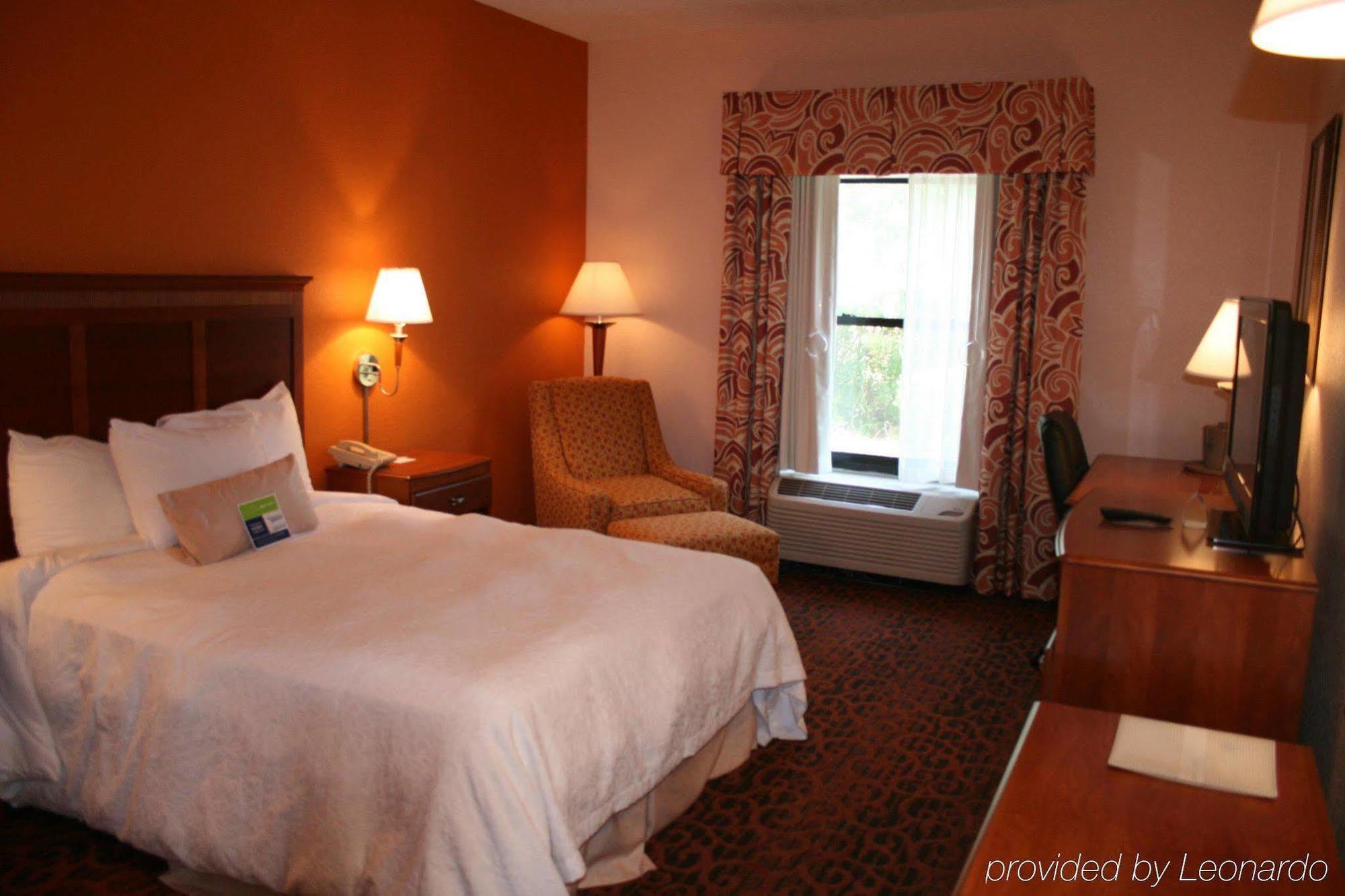 Hampton Inn Harbourgate North Myrtle Beach Room photo